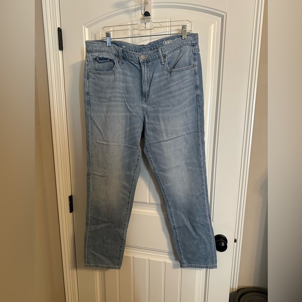 Gap size 32 TALL Boyfriend jeans from the 1969 line. Super soft!